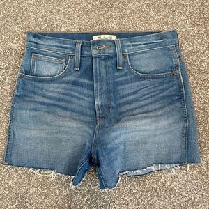 Madewell “The Perfect Jean” short